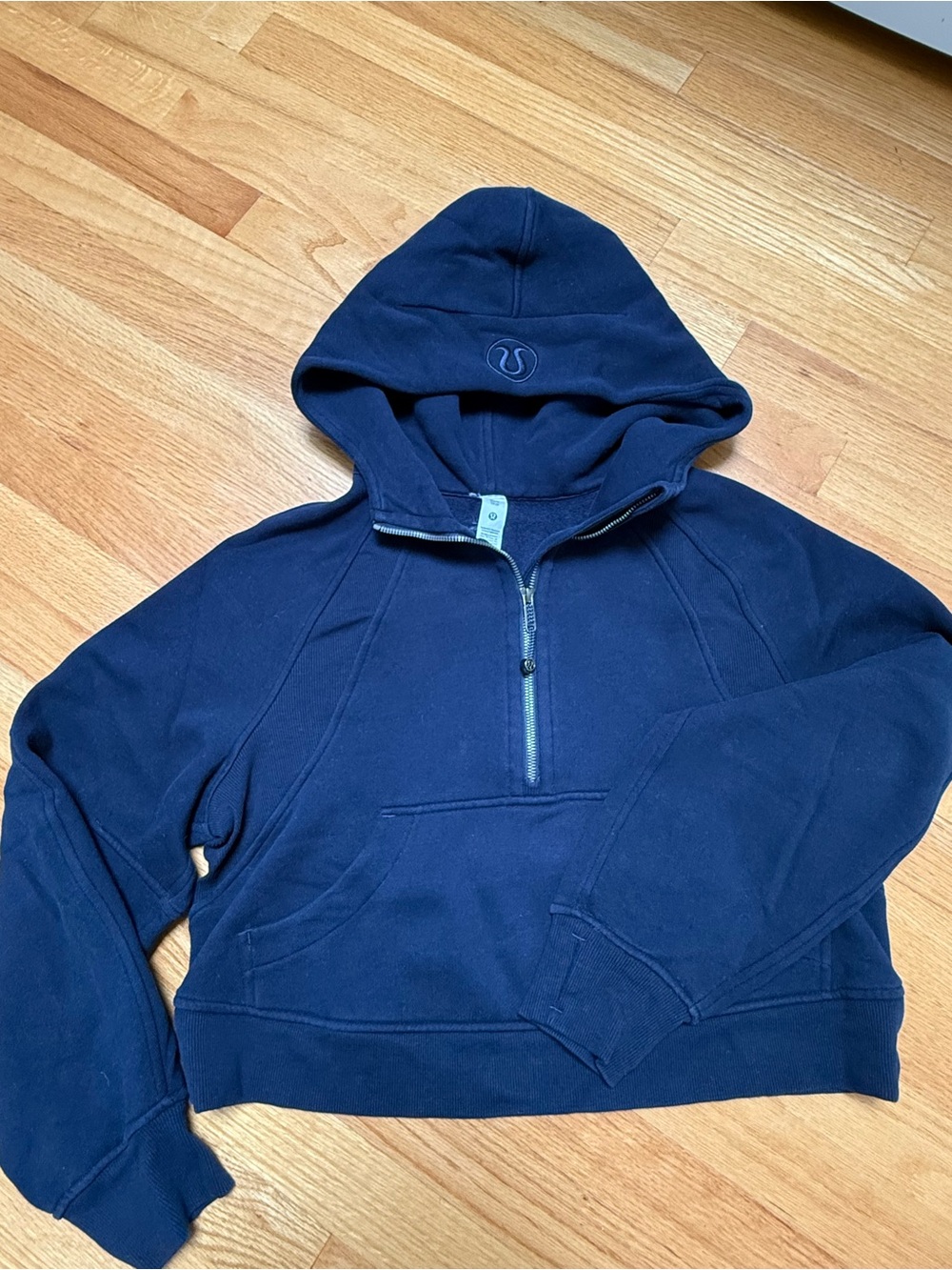 lululemon athletica women’s Navy Zip Hoodie Sweater